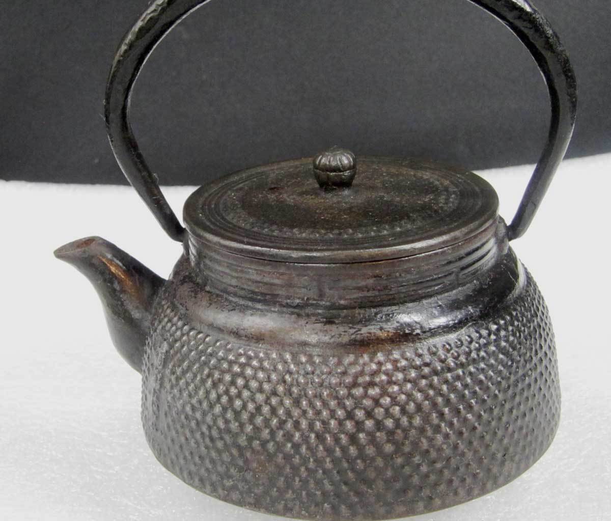 Nanbu Tekki 8 0.3L storage Japanese Antiques