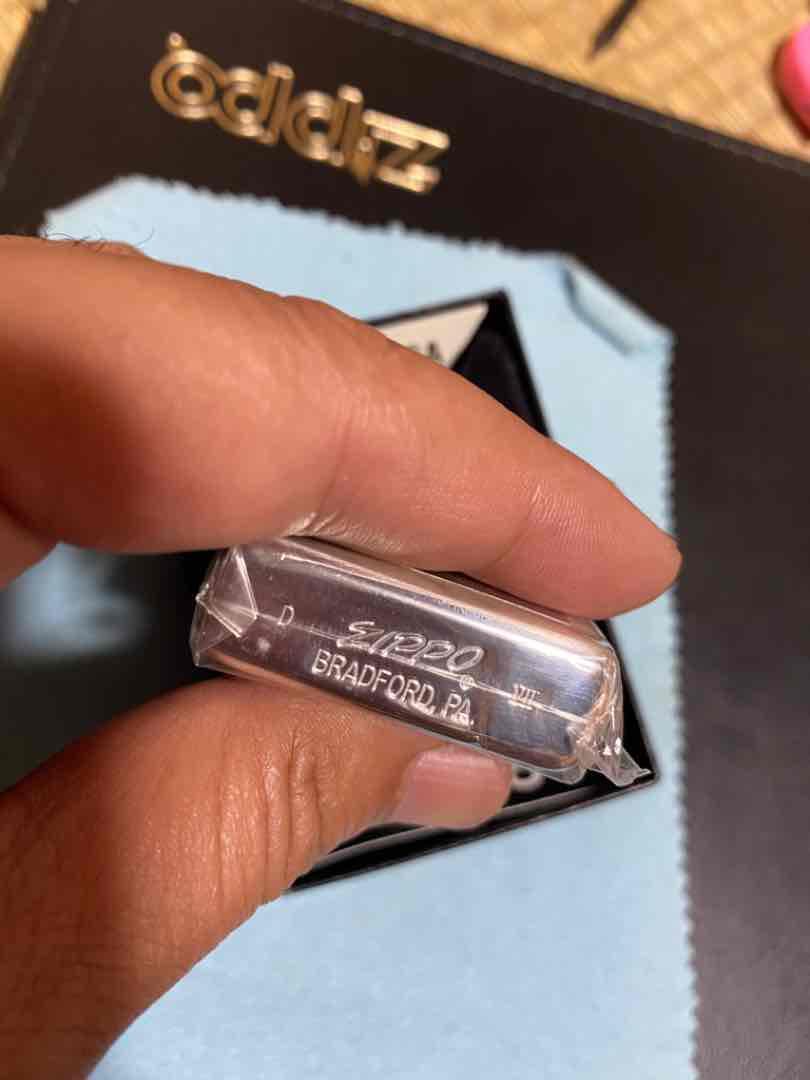 As is For Parts Zippo limited edition Lamborghini oil lighter