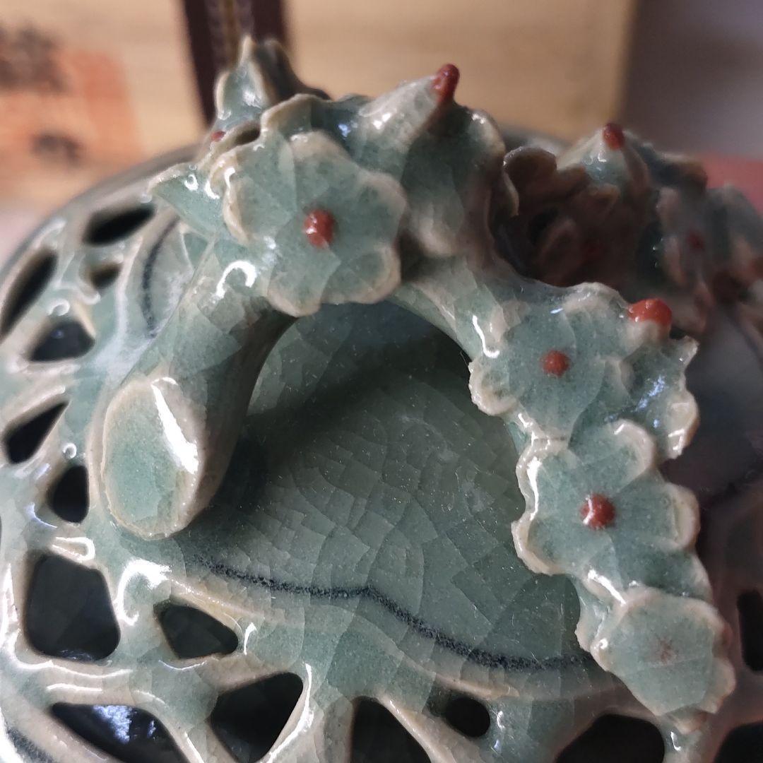 Tea utensils Celadon incense case by Gwon Tae-hyun Gyocheon kiln