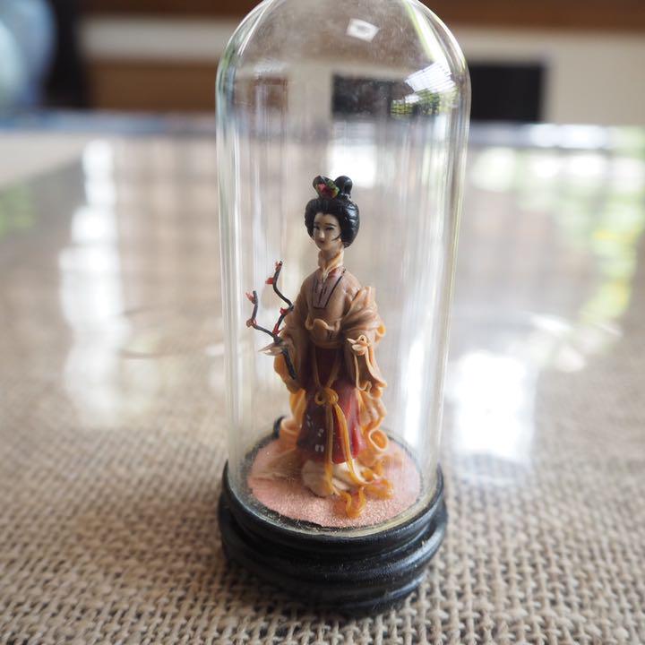 Tennyo figurine