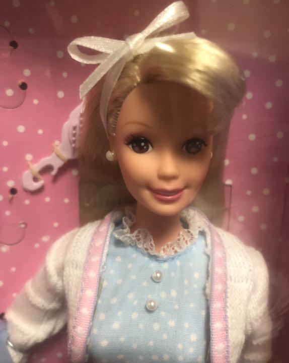 Hello Kitty Barbie collaboration japan