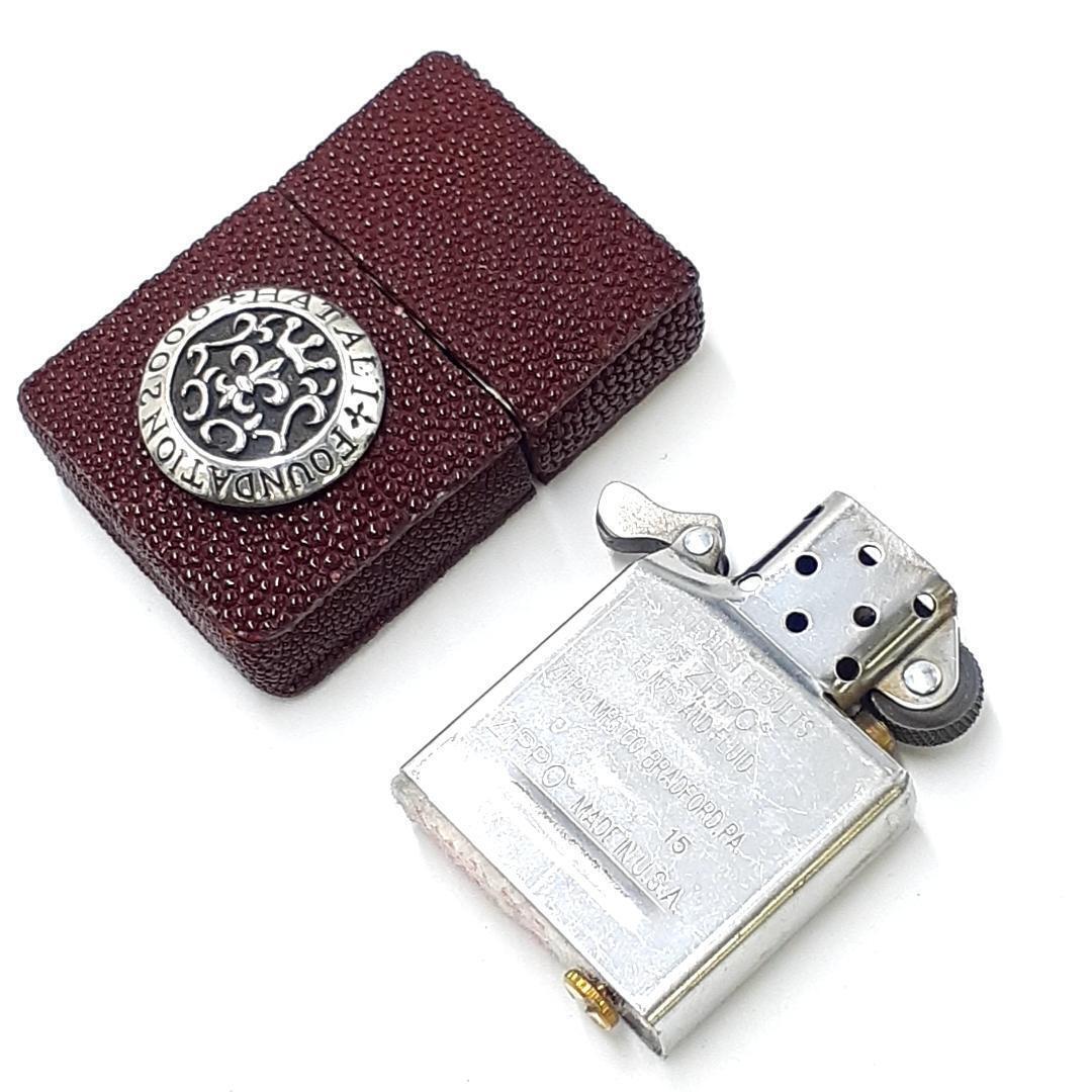 As is For Parts Hatari Leather Wallet Studio Zippo Oil Lighter