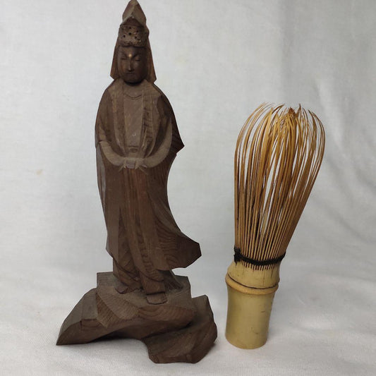 BUTUZOU WOOD hand made Base width: about 7 x 3.5 cm・Height: Approximately 15cm