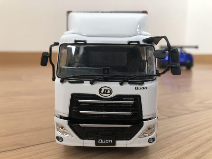 Kyosho UD Trucks Quon 1/43 minicar Quon