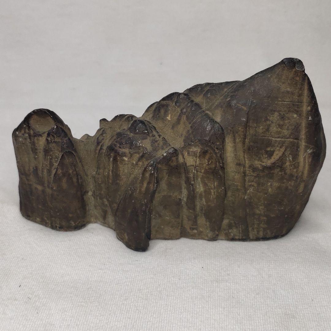 Natural stone spiritual wall stone figurine bonsai mountain range stone