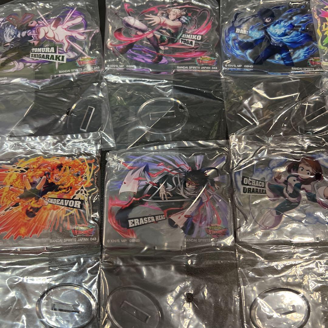 New unopened H prize acrylic stand bulk sale