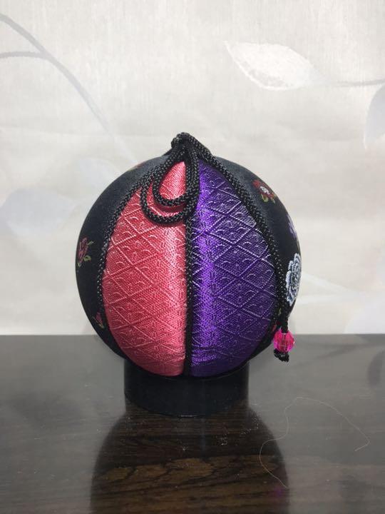 Temari  Interior decoration   gift Modern Temari 1 Rose on a black background