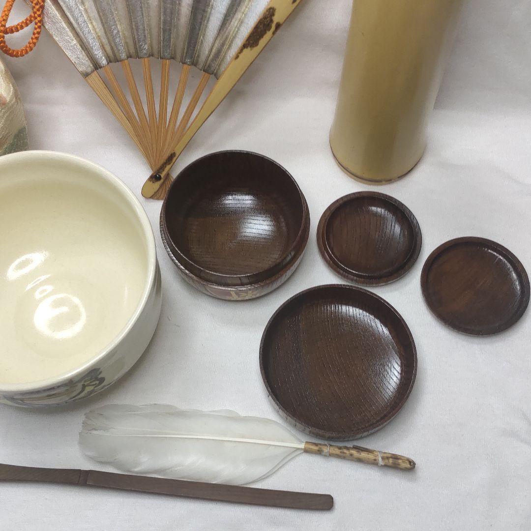 Tea utensils Black lacquer Wooden tea box Kyo-yaki