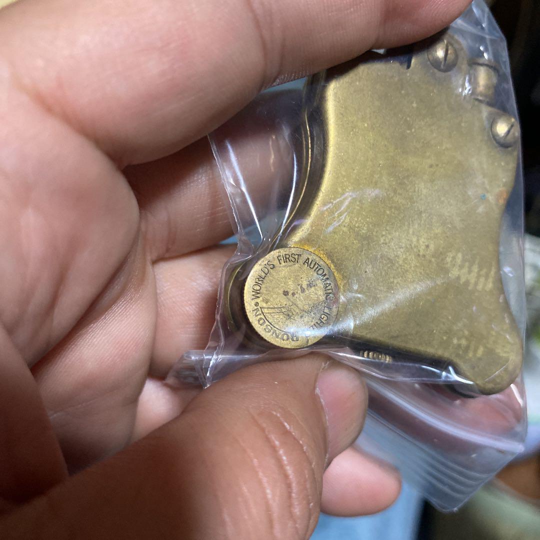 As is for Parts Ronson limited edition old coin oil lighter