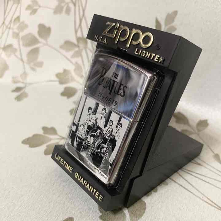 As is for parts ZIPPO Beatles limited edition with serial number box included