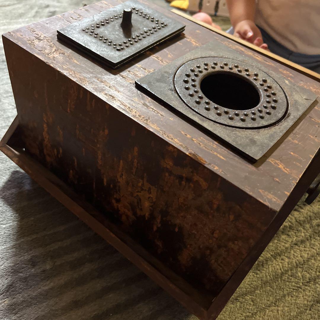 Cigarette tray   old ashtray