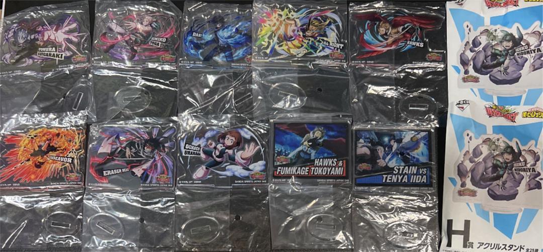 New unopened H prize acrylic stand bulk sale