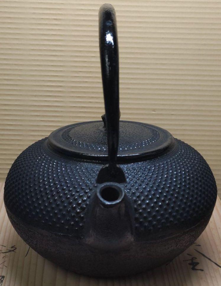Iron kettle, Nambu ironware, kettle, in a wooden box, new and unused