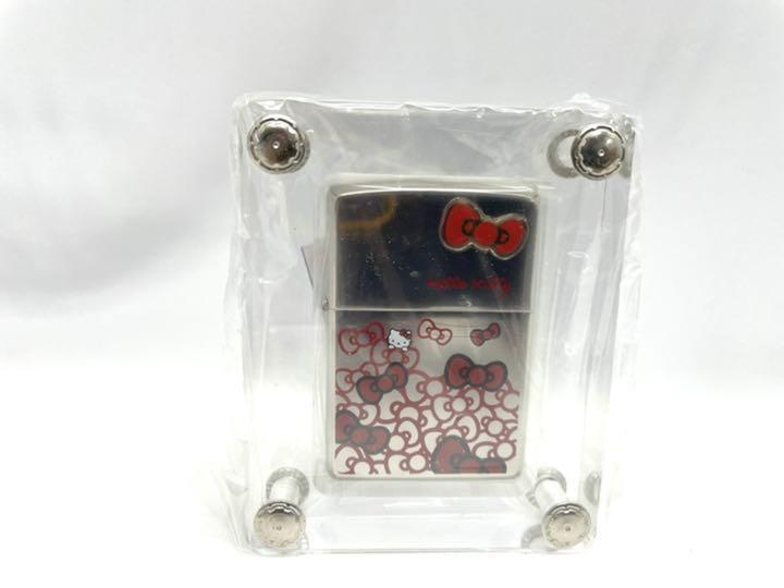As is for parts Zippo lighter unused Zippo x Hello Kitty lot number 20