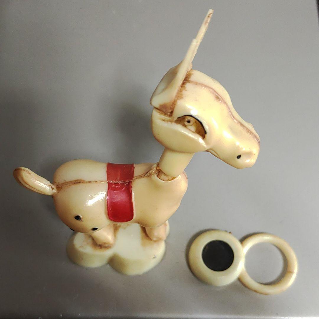 Showa Retro Furuya Magnet-powered toy foal Pakat