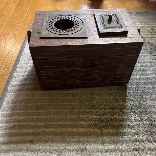 Cigarette tray   old ashtray