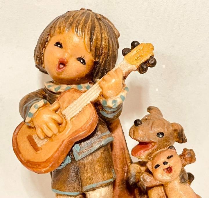 ANRI Wood Carving Doll Ferrandis Guitar Boys and Animals Height 7.7cm