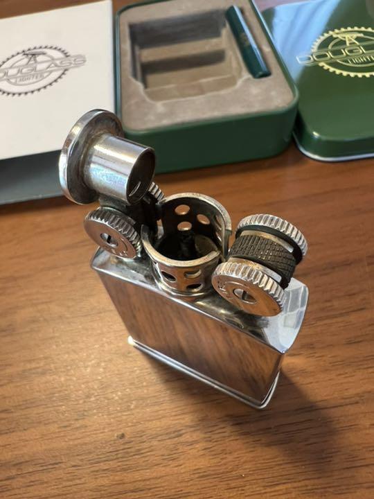 As is For Parts Douglas Lighter III Model [Wild Boy]