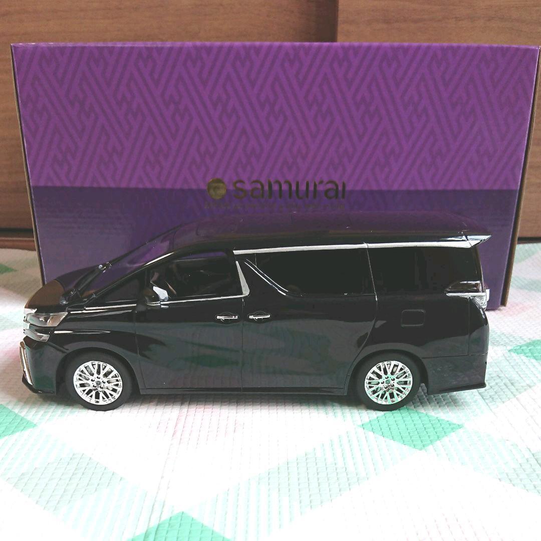 Kyosho Samurai Series 1/18 Vellfire