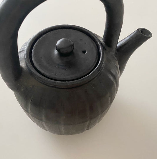Iron kettle Japnese Antiques A-1