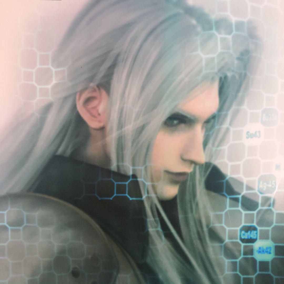 2 promotional posters for "FINAL FANTASY VII ADVENT CHILDREN"