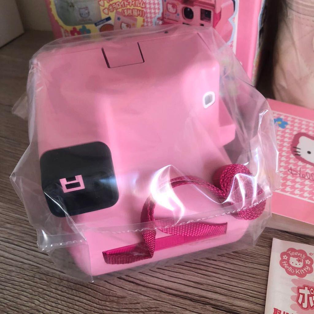 unused Hello Kitty Polaroid 600 camera w/pouch Sanrio TOMY