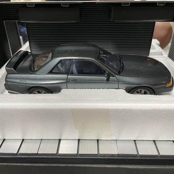 Not on display Autoart 1/18 Nissan Skyline GT-R R32
