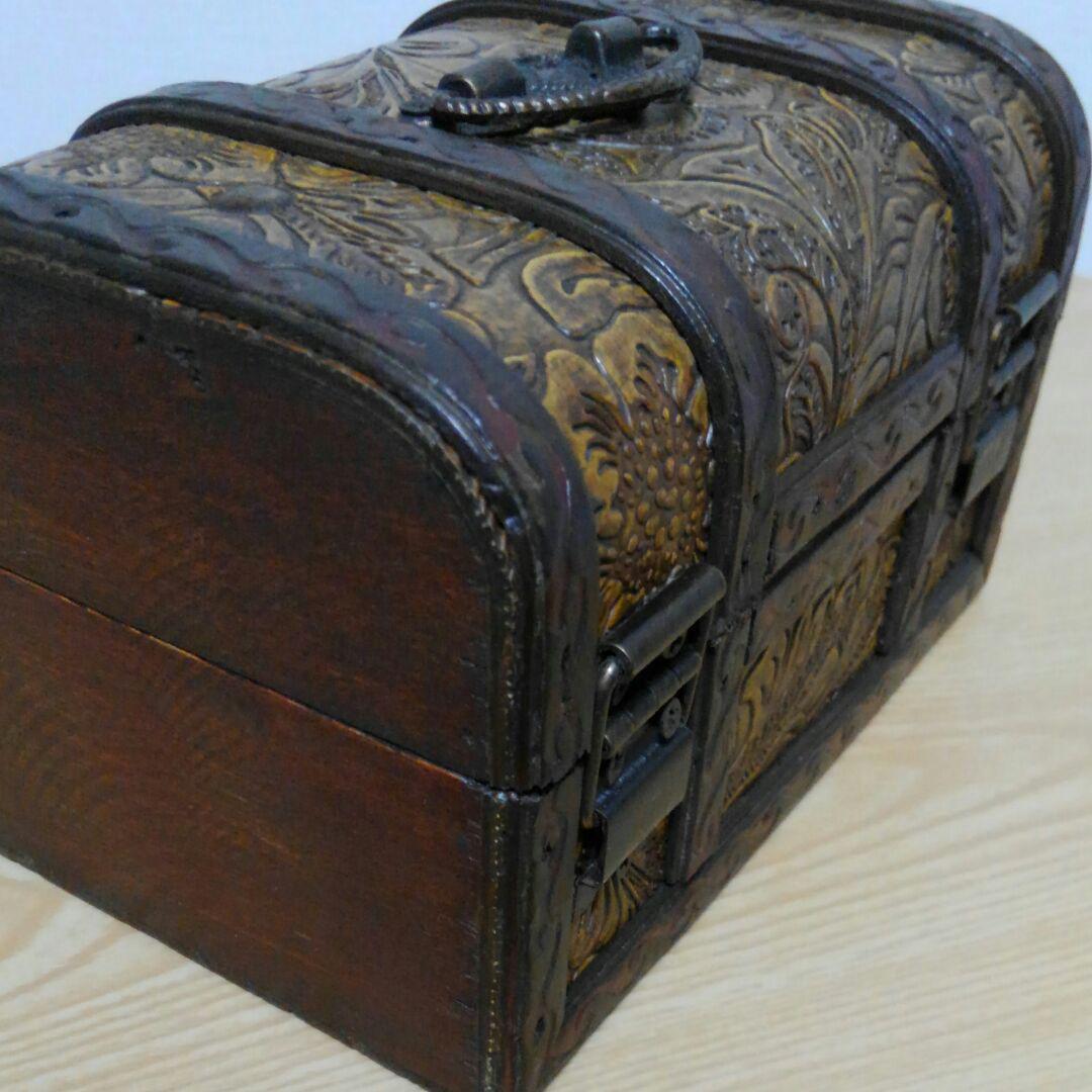 As is for parts Zippo Silver Treasure Box