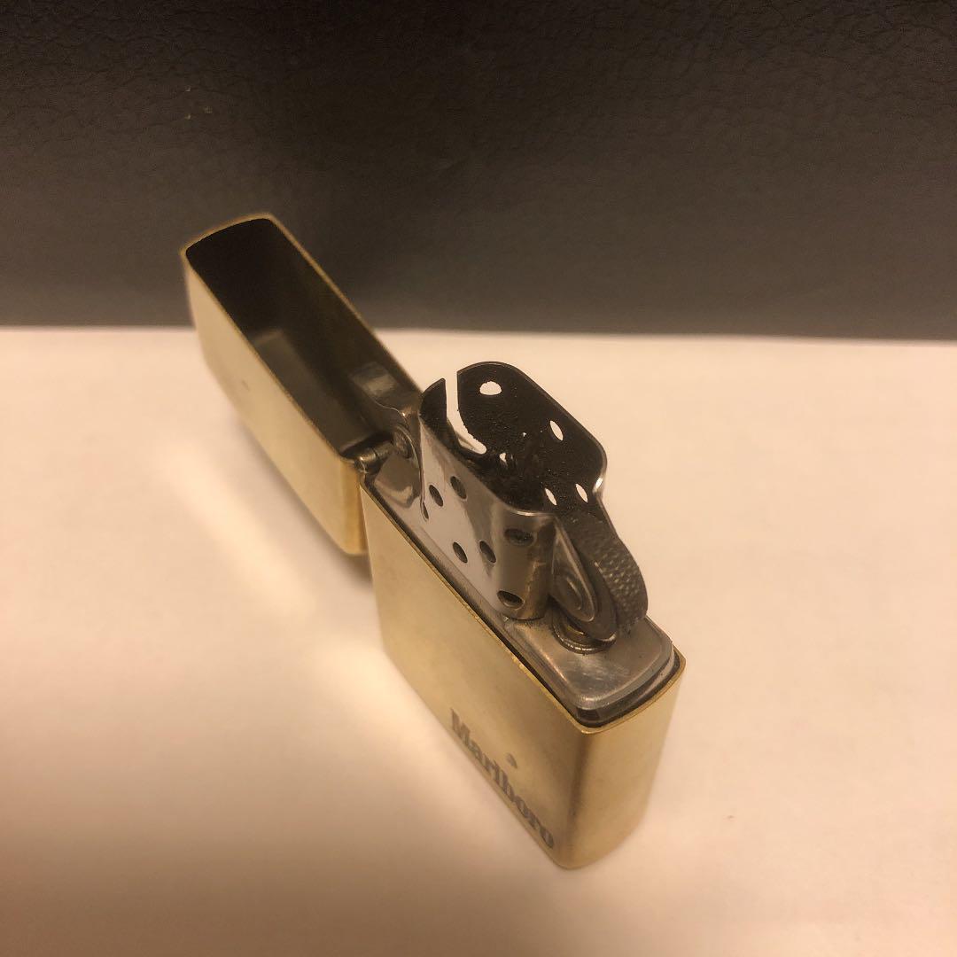 As is For Parts Zippo Marlboro Marlboro Made in 2002 Sweepstakes prize?　Marlboro
