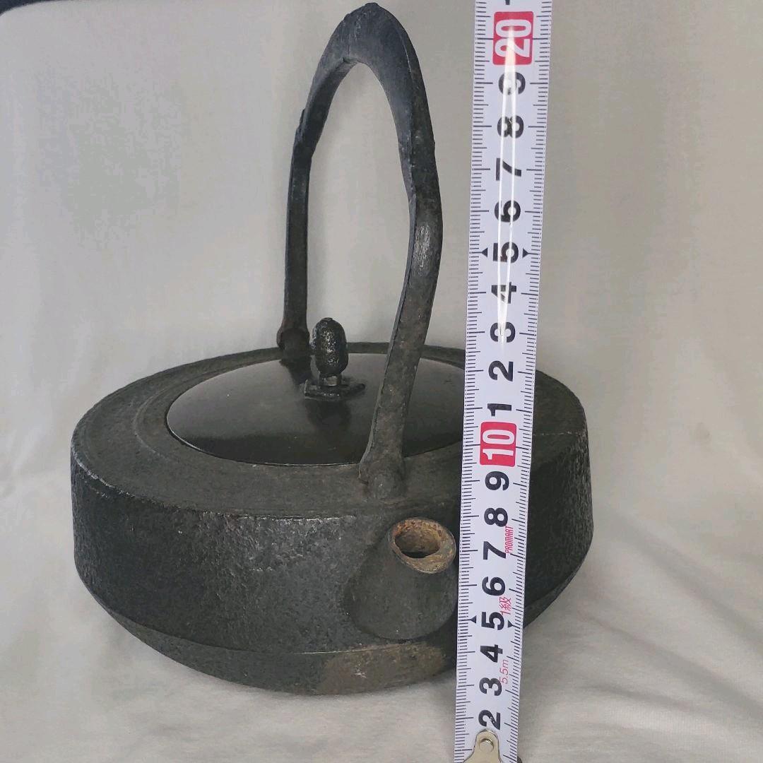 Tea utensils Iron kettle Nanbu Tekki Hobundo Copper lid Insect-eating
