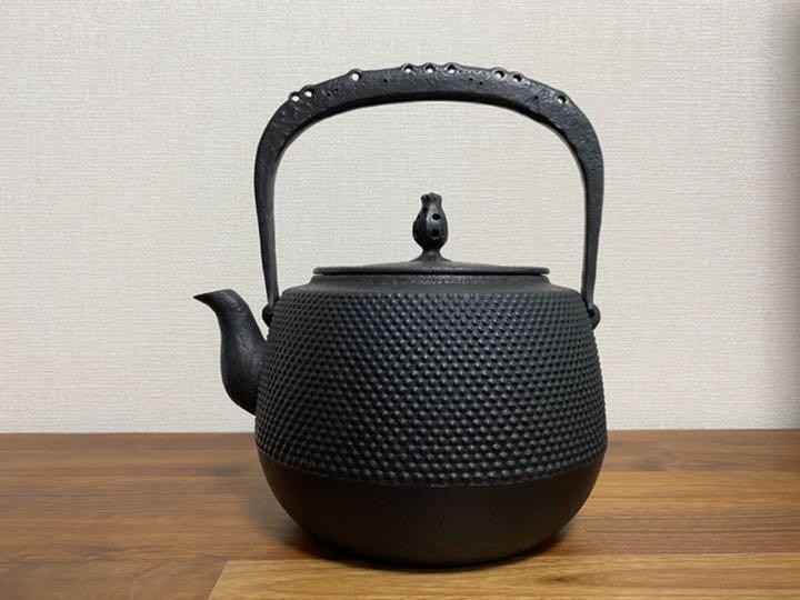 Traditional Craftsman Master Torayama's Shoulder Shape Arare Pattern 1.6L