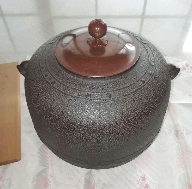 Tea utensils furnace kettle Bandaiya [by Kiyomitsu Sato] tea kettle with box