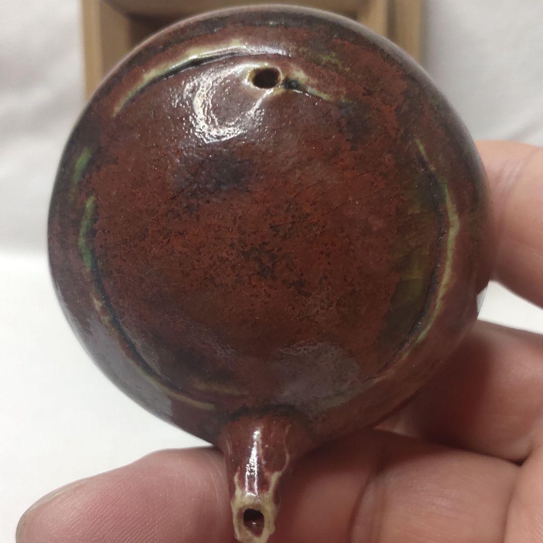 Writing tools, water drops, inscription, common box, pottery,