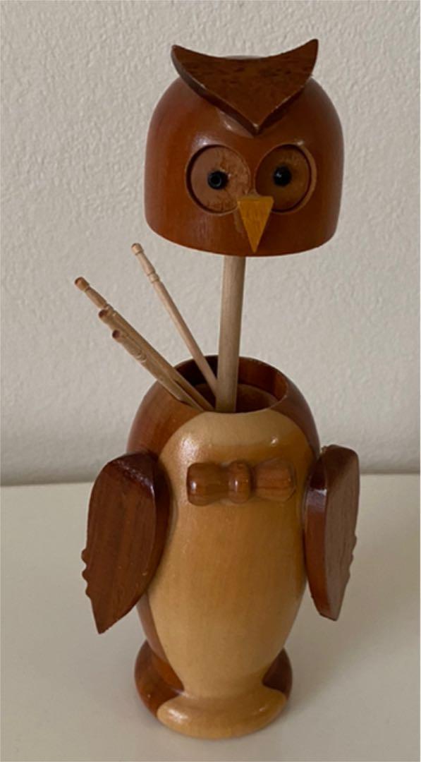 Toothpick holder, owl, wooden