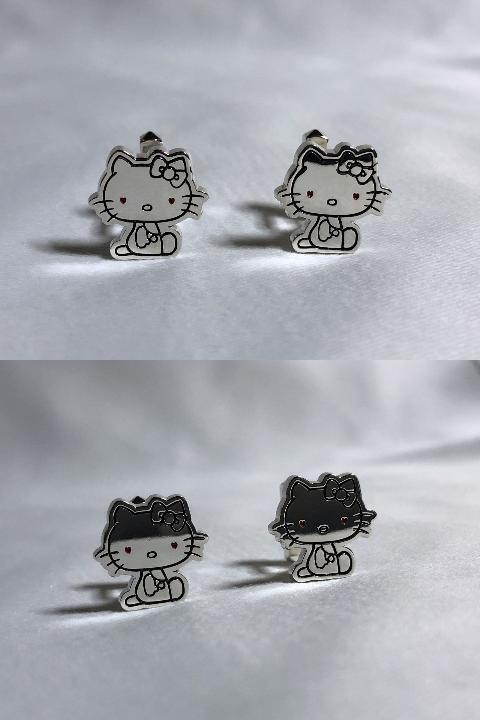 New Old Limited Jam Homemade x Sanrio Collaboration Hello Kitty Cufflinks Button