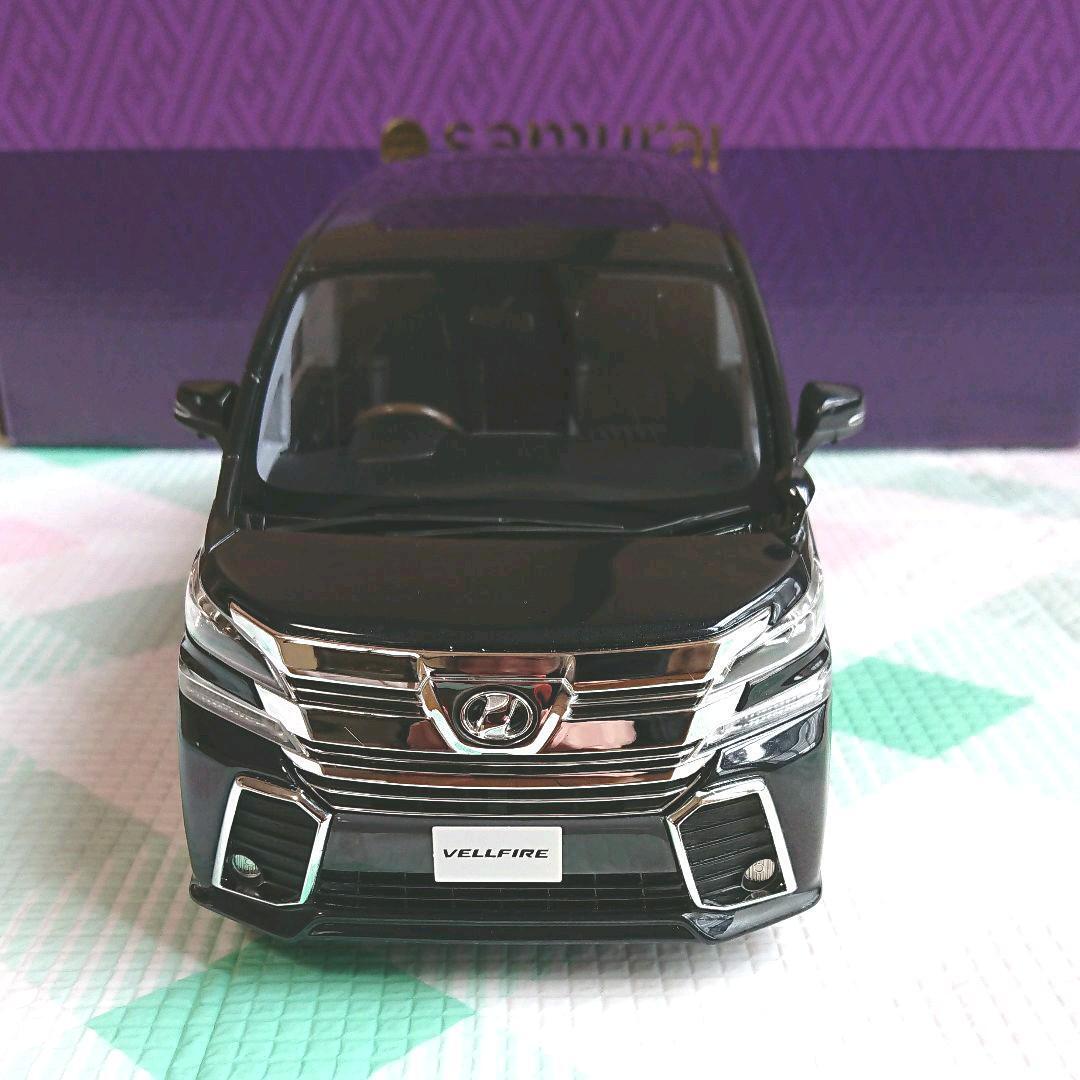Kyosho Samurai Series 1/18 Vellfire