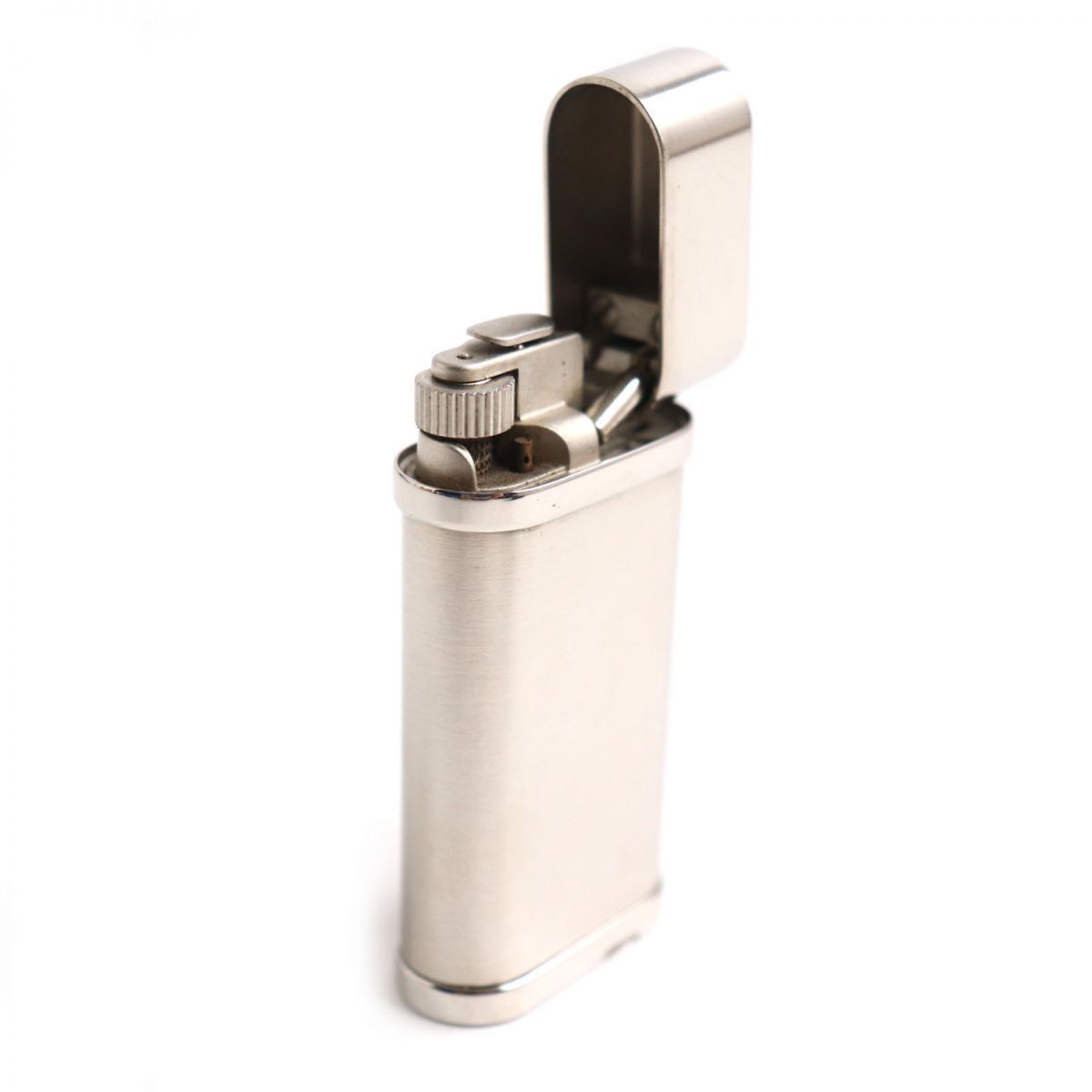 As is For Parts Cartier Godron logodecole logo roller type gas lighter silver