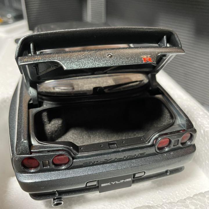 Not on display Autoart 1/18 Nissan Skyline GT-R R32