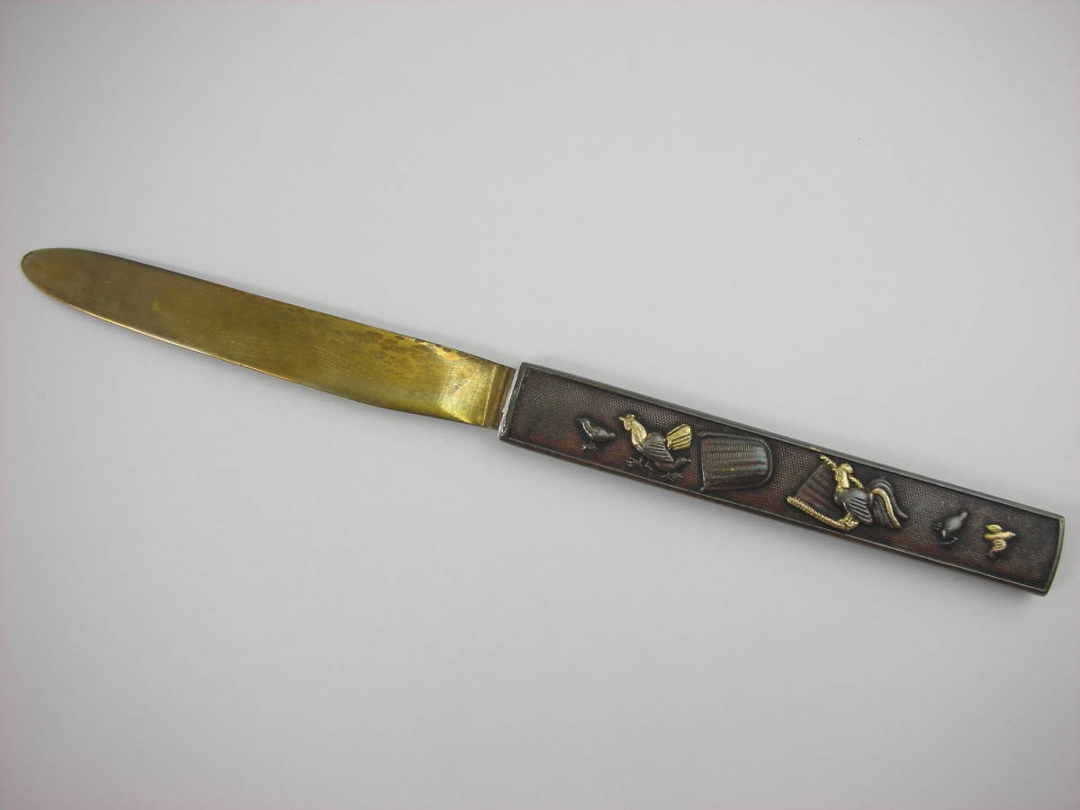 Kozuka Old bird chicken figure Petite Japan Antiques