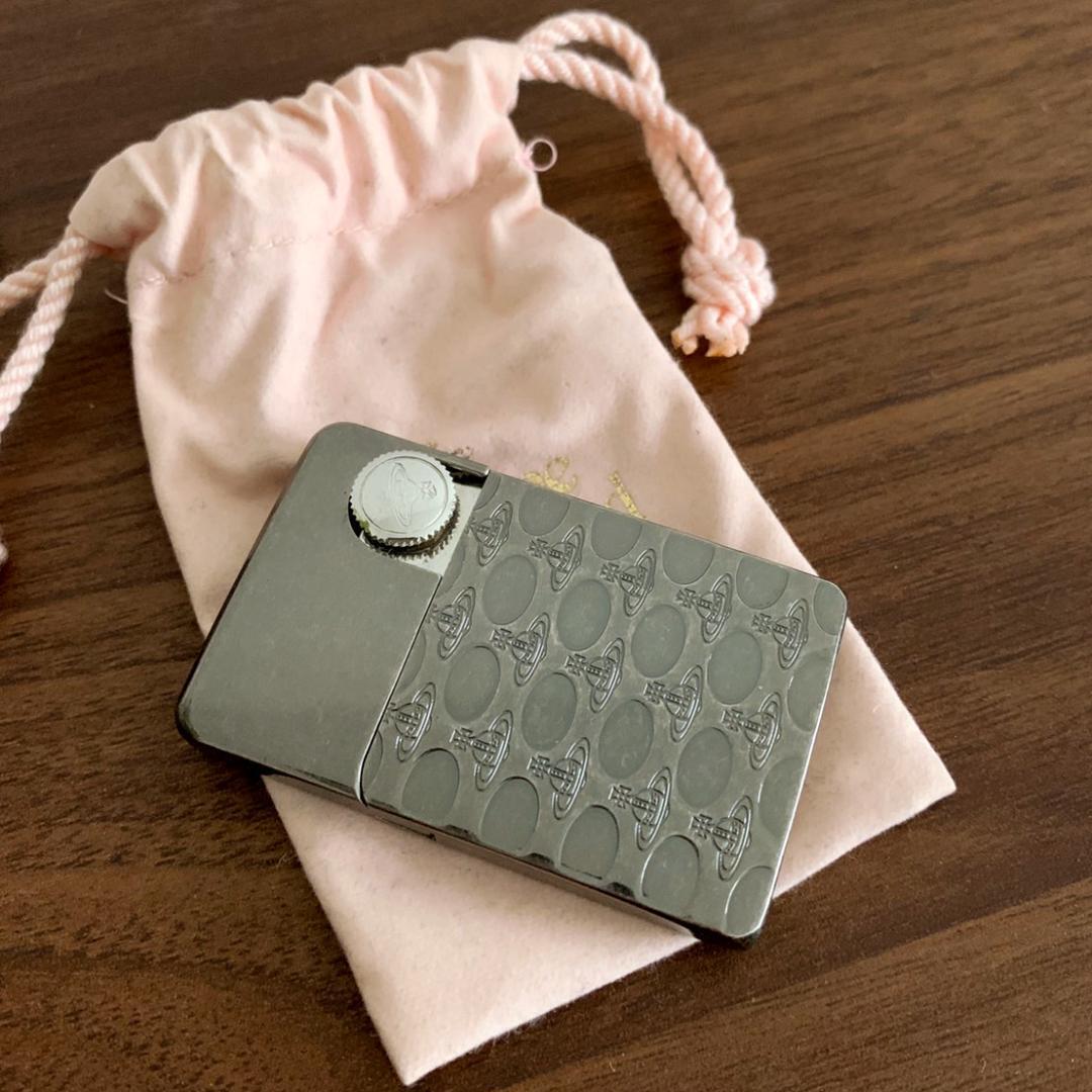 As is For Parts Unused Vivienne Westwood Zippo Lighter  with box bag