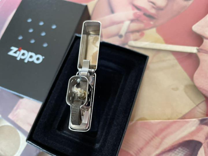 As is For Parts Rare all-Canada factory vintage slim ZIPPO unused
