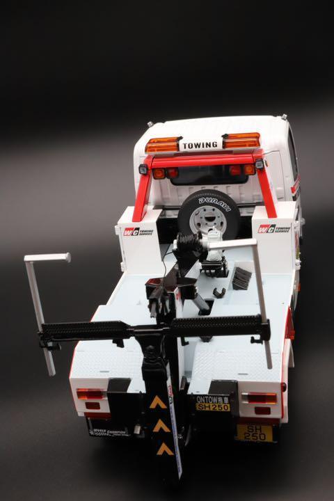 TINY minicar Hino Hino 300 wrecker 1/18 diecast