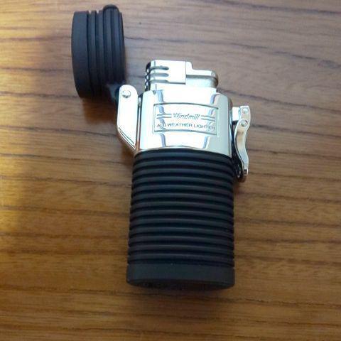 As is for Parts Windmill Lighter Camper Rare item