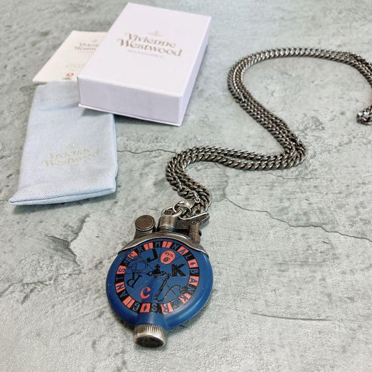 As is For Parts Vivienne Westwood oil lighter joker roulette