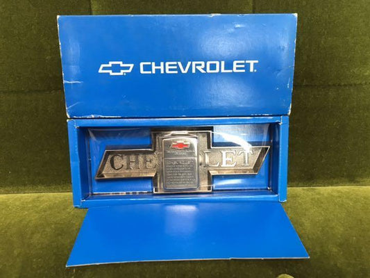 As is For Parts Limited edition Chevrolet Ashtray Ashtray & ZIPPO Zippo
