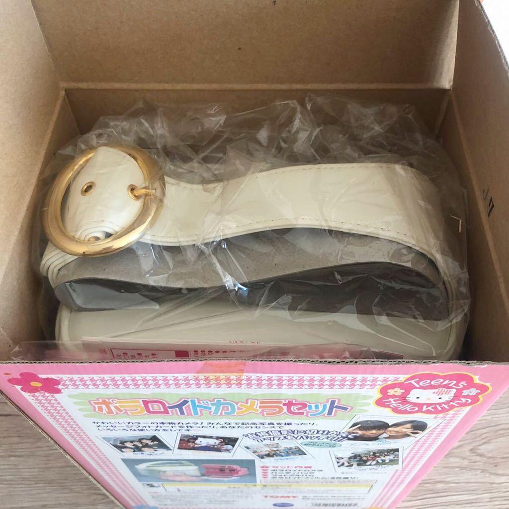unused Hello Kitty Polaroid 600 camera w/pouch Sanrio TOMY
