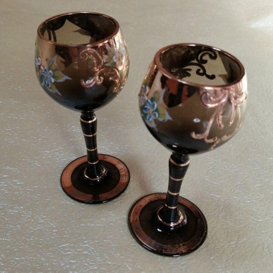 Showa retro pair glasses