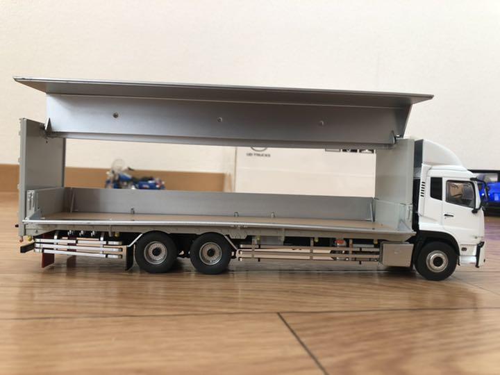 Kyosho UD Trucks Quon 1/43 minicar Quon