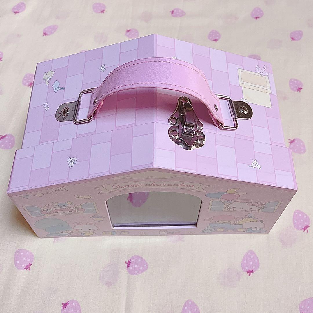 Sanrio characters baby design doll trunk accessory case