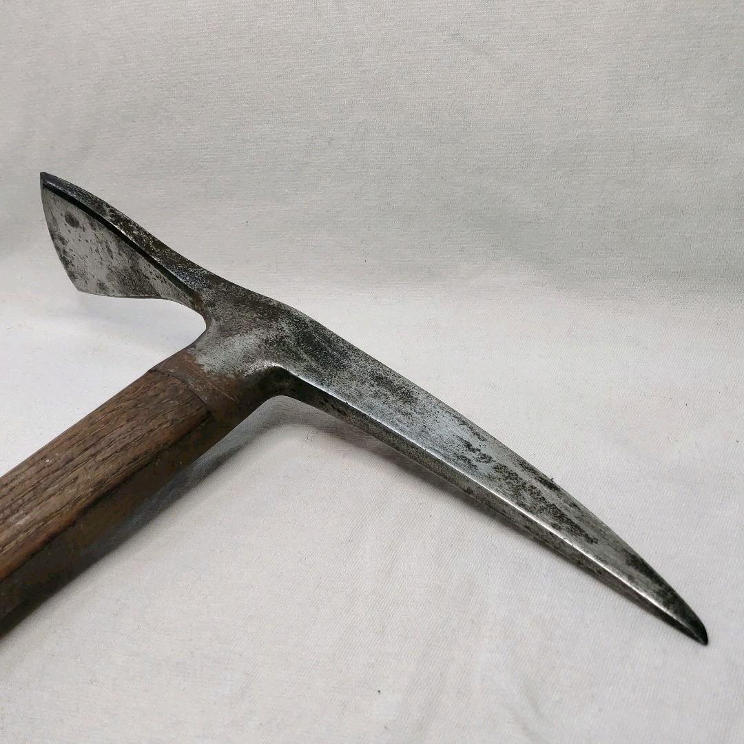 Ice ax ice ax with genuine leather cover TOP Inscription